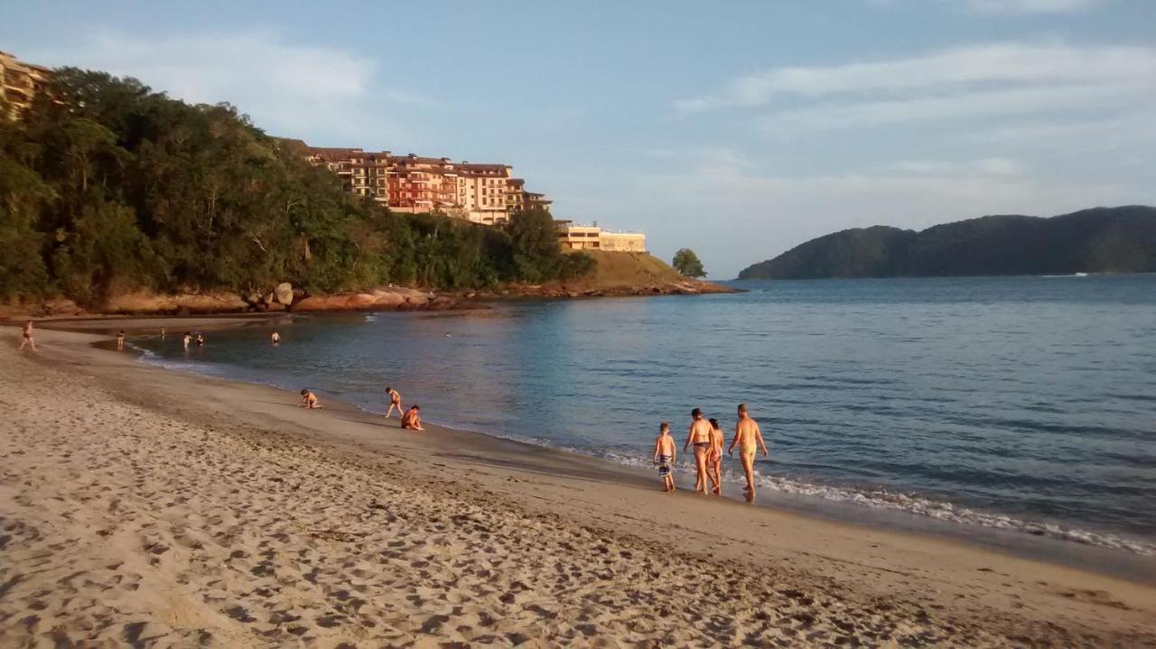 Chale No Condominio Verde Mar Na Praia Da Cocanha Карагуататуба Екстер'єр фото
